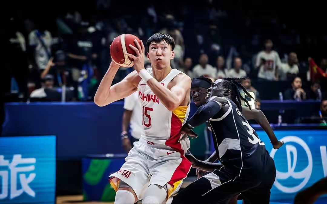 包含赛地聚焦——欧篮联国际比赛日热度飙升,北京国安篮板制胜,球迷炸锅,训练强度明显提升的词条 包含赛地聚焦——欧篮联国际比赛日热度飙升,北京国安篮板制胜,球迷炸锅,训练强度明显提升的词条