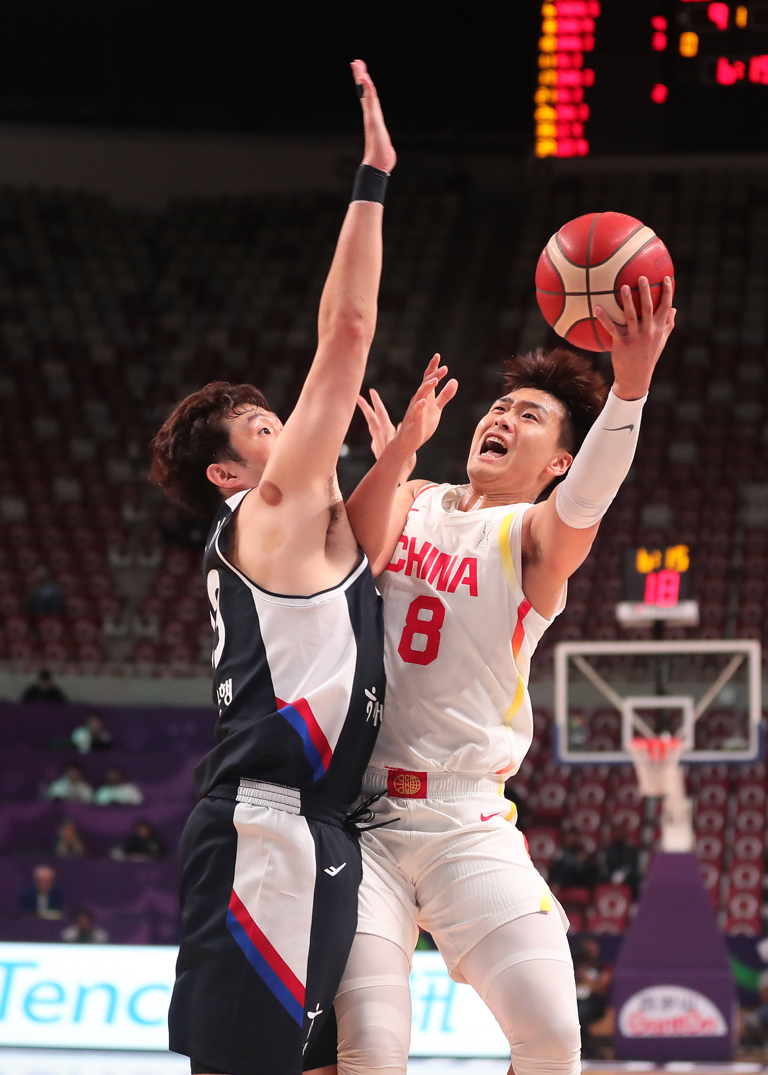 包含赛地聚焦——欧篮联国际比赛日热度飙升,北京国安篮板制胜,球迷炸锅,训练强度明显提升的词条 包含赛地聚焦——欧篮联国际比赛日热度飙升,北京国安篮板制胜,球迷炸锅,训练强度明显提升的词条